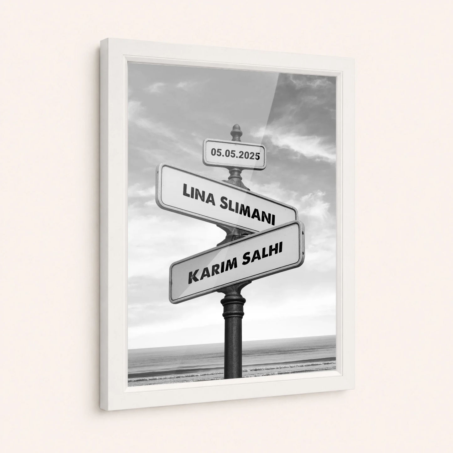 4. White-Frame-Side-Transparent